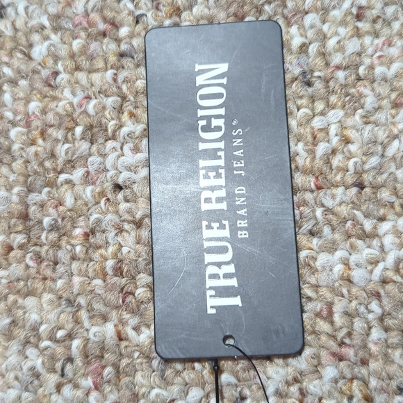 True Religion crossbody bag Brand New with tag on - Picture 4 of 5